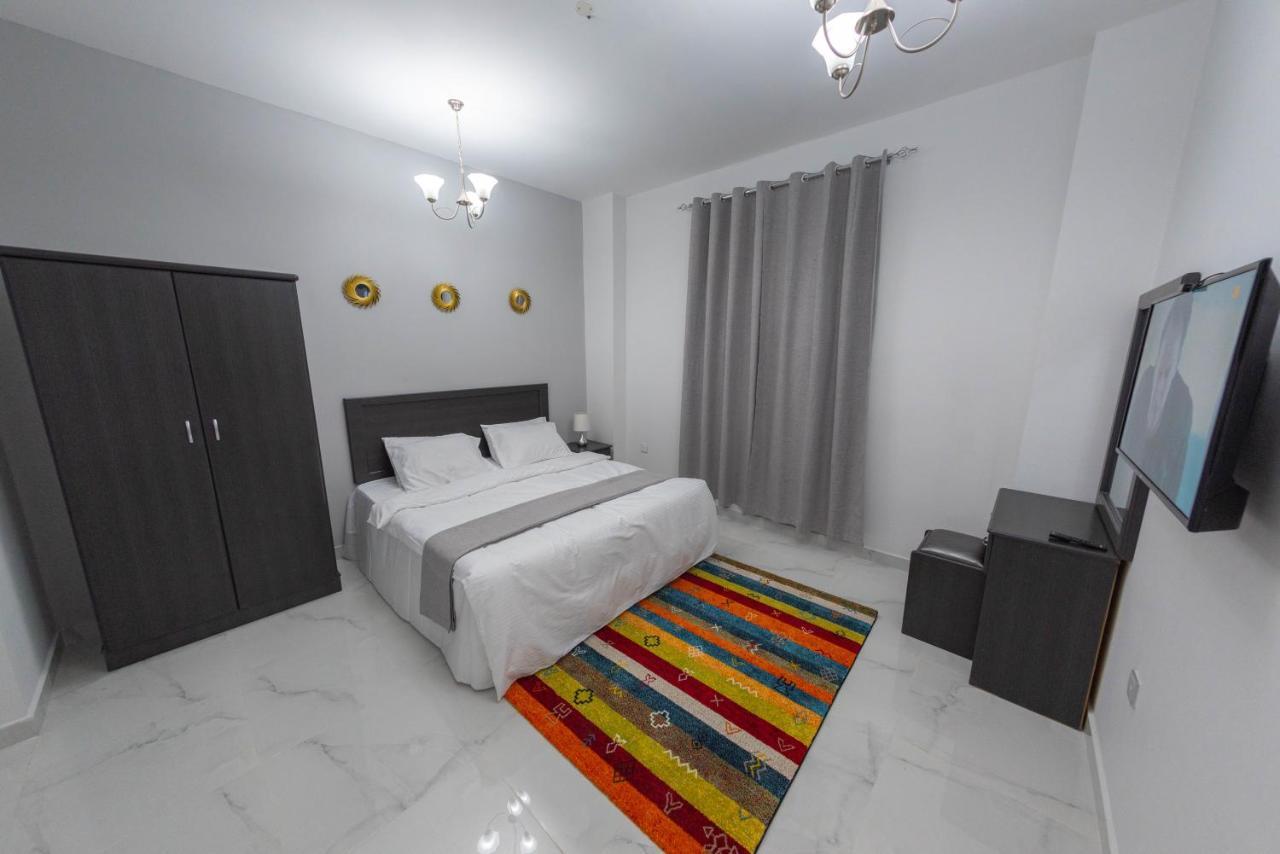 אל האד Al Sqlawi Hotel Apartment מראה חיצוני תמונה