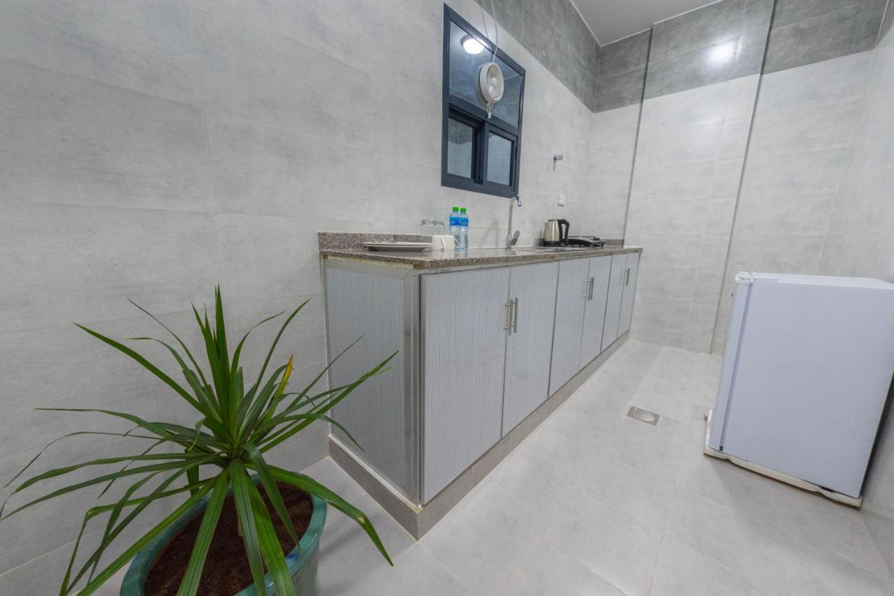 אל האד Al Sqlawi Hotel Apartment מראה חיצוני תמונה