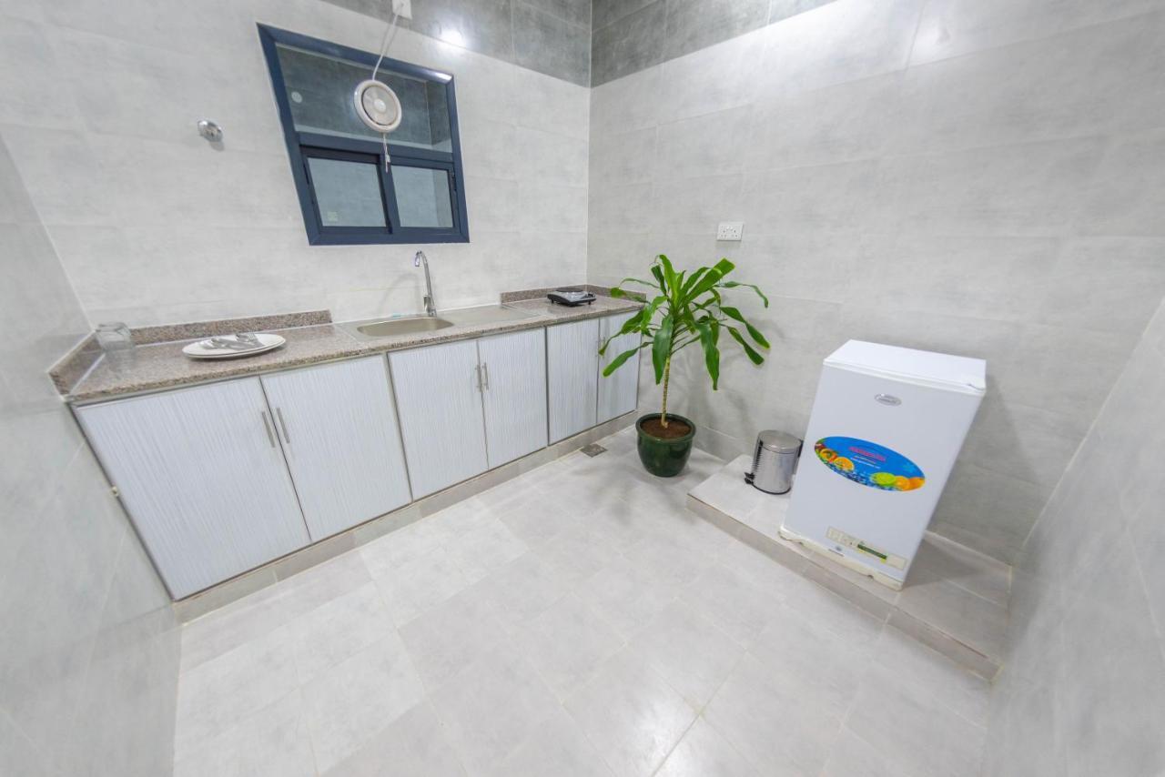 אל האד Al Sqlawi Hotel Apartment מראה חיצוני תמונה